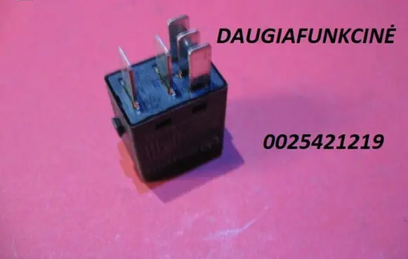 Mercedes-Benz C W203 Other relay 0025421219