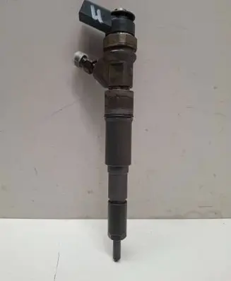 BMW 5 E60 E61 Fuel injector 0445110