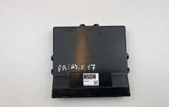 Toyota Prius+ (ZVW40) Engine control unit/module 8998147630 2850004061