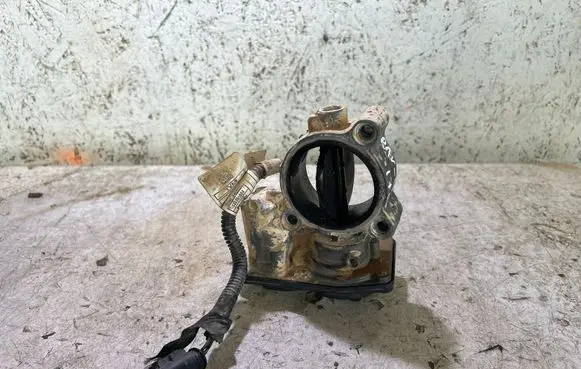 Toyota RAV 4 (XA40) Throttle valve 3465672 06071500583