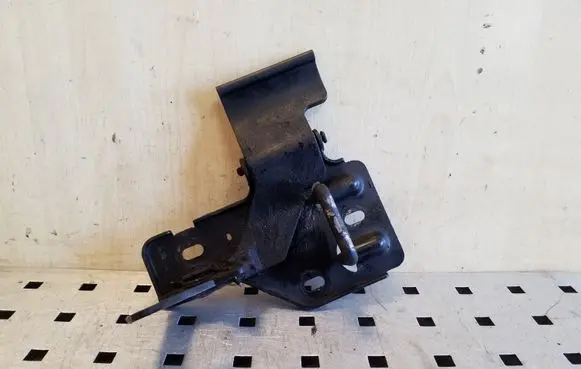 Volkswagen Touareg I Engine bonnet/hood lock/latch loop/hook 