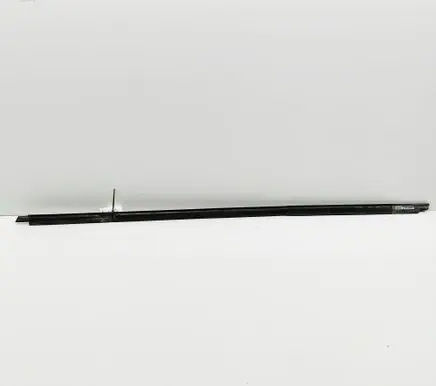 Porsche Cayenne (92A) Front door glass trim molding 95855947511