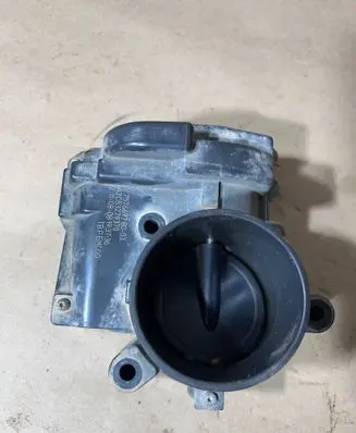 Citroen C4 I Throttle valve 757669780 A2C53279370