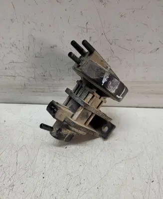 Audi A6 S6 C4 4A Turbo solenoid valve 4522371