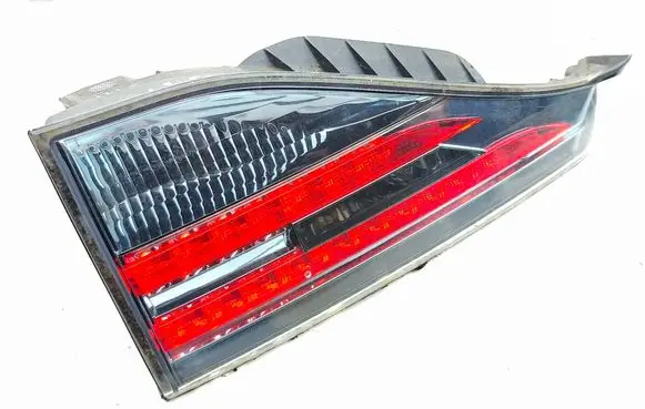 Lexus CT 200H Tailgate rear/tail lights