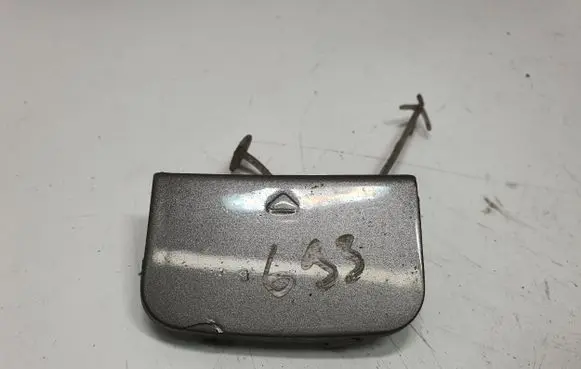 BMW 7 E65 E66 Front tow hook cap/cover 7042702 51117042702 8223210