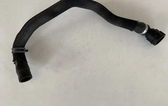 Audi A8 S8 D4 4H Engine coolant pipe/hose 4H0121056L