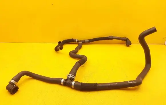 BMW 2 F45 Engine coolant pipe/hose 8593801 9250564