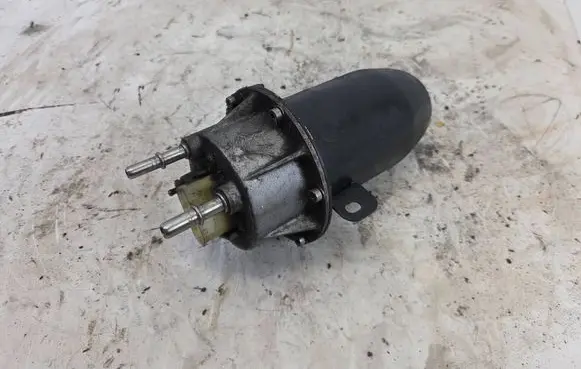 Maserati Ghibli Fuel filter housing 670007856