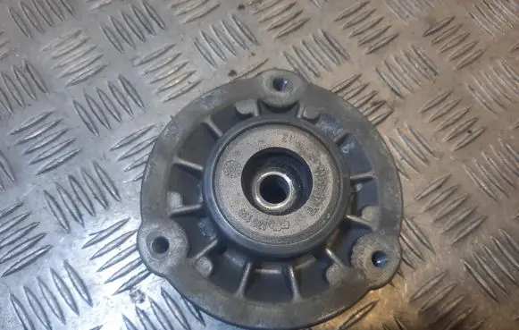 BMW 7 F01 F02 F03 F04 Front upper strut mount 31306795081 6795081