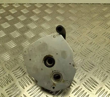 Engine oil radiator