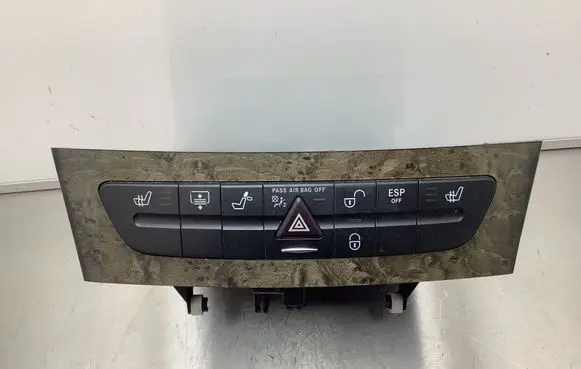 Mercedes-Benz E W211 A set of switches A2116800552