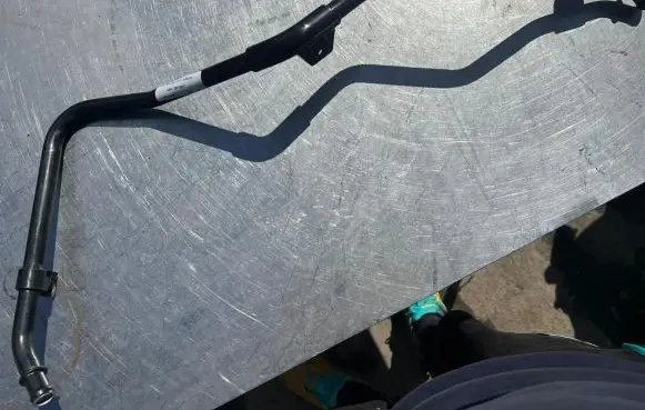 Mercedes-Benz Sprinter W906 Engine coolant pipe/hose A9068322215