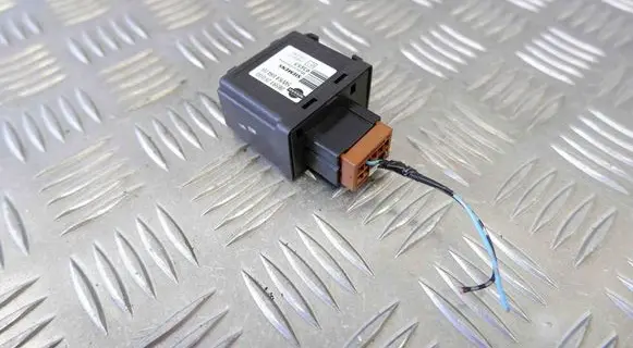 Nissan Juke I F15 Immobilizer control unit/module 285912F000