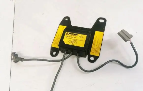 Renault Laguna I Airbag control unit/module 550288900 7700840110B