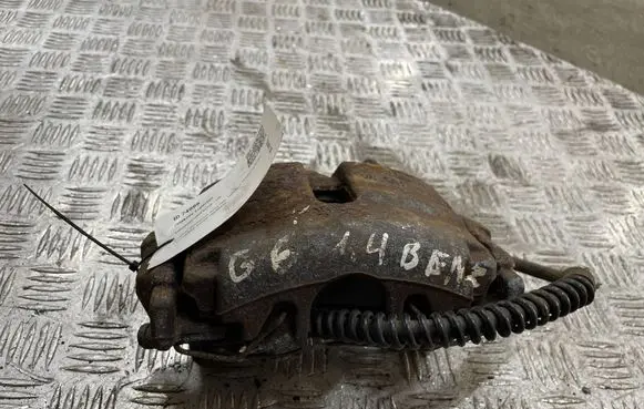 Volkswagen Golf VI Front brake caliper