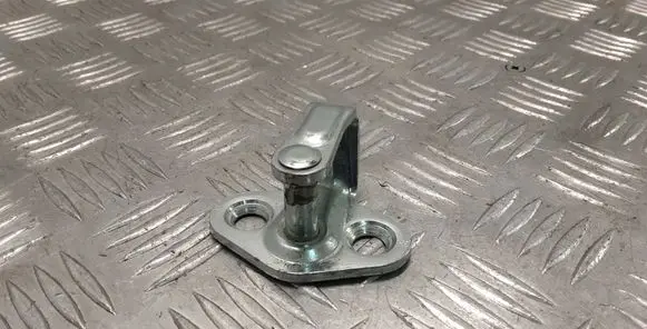 Opel Insignia A Front door lock loop/hook striker 