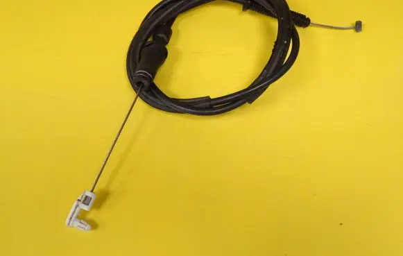 Citroen Xsara Picasso Throttle cable 9631429080