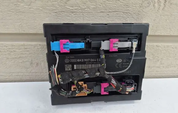 Audi A4 S4 B8 8K Comfort/convenience module 8K0907064EG