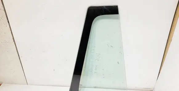 Rear vent window glass