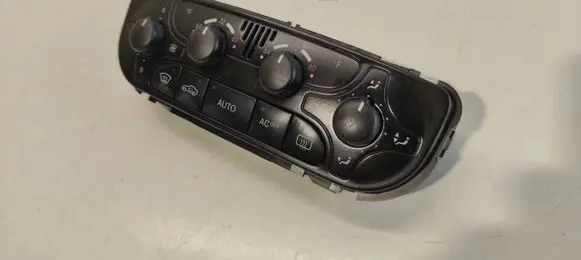 Mercedes-Benz C W203 Climate control unit A2098300185 9140010499