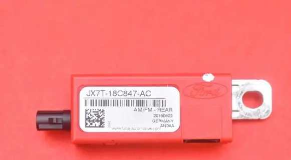 Ford Focus Sound amplifier JX7T-18C847-AC