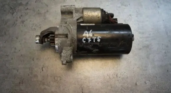 Audi A6 C7 Starter motor 03L911021E