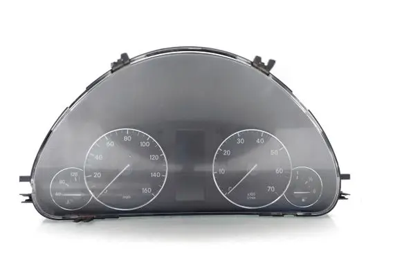 Mercedes-Benz CLK A209 C209 Speedometer (instrument cluster) A2035404647
