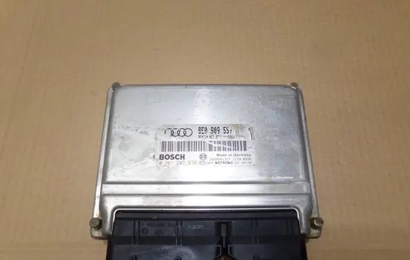 Audi A4 S4 B6 8E 8H Engine control unit/module 0261207978