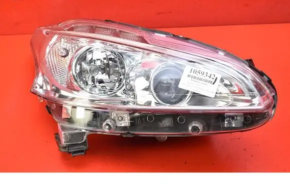 Peugeot 208 I Headlight/headlamp 1685352480