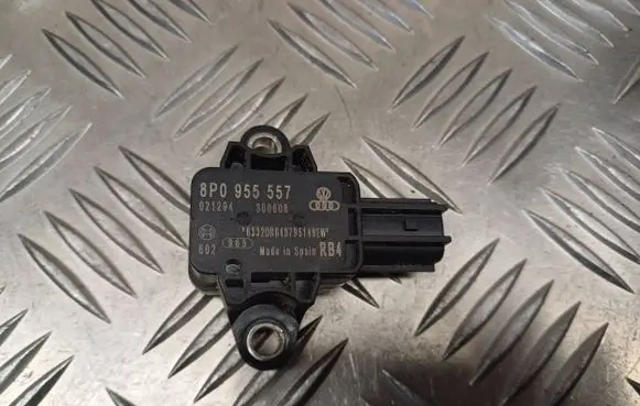 Audi A3 S3 A3 Sportback 8P Airbag deployment crash/impact sensor 8P0955557