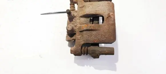 Mitsubishi Lancer X Rear brake caliper