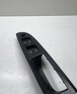 Volkswagen PASSAT B6 Electric window control switch 3C1867171B