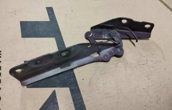Chrysler Neon II Engine bonnet/hood hinges