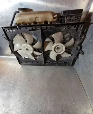 Toyota Corolla Verso AR10 Fan set DT4227502520