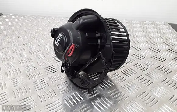 Audi TT TTS Mk2 Heater fan/blower F995428E