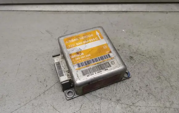 Audi A4 S4 B5 8D Airbag control unit/module 8A0959655C 0285001038