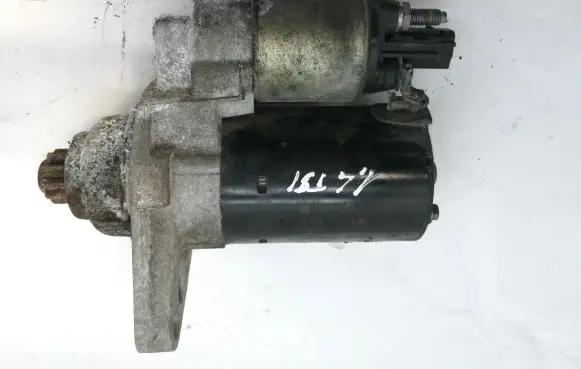 Volkswagen Eos Starter motor 02Z911023E