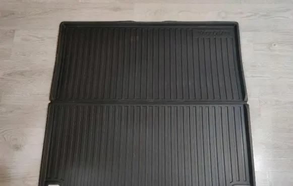 Volvo V60 Rubber trunk/boot mat liner 31659465