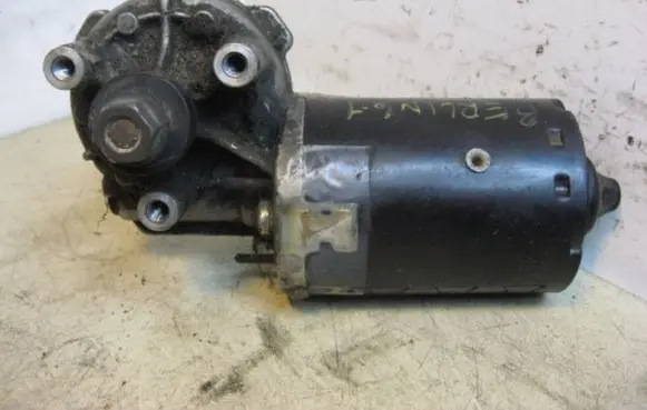 Citroen Berlingo Wiper motor SWF9521014480
