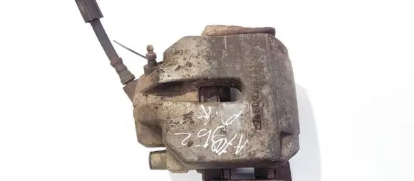 BMW 5 E39 Front brake caliper 6022296