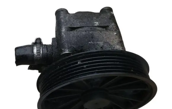 Volvo XC90 Power steering pump 7617955117 8683968