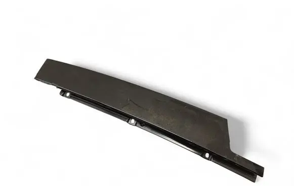 Porsche Macan (95B) Front door glass trim molding 95B853317