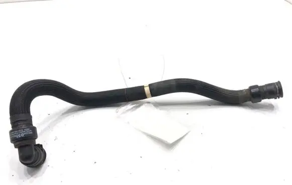 Peugeot 3008 II Engine coolant pipe/hose 9822405580