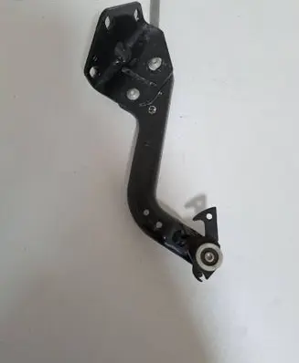 Mercedes-Benz Sprinter W907 W910 Sliding door lower roller guide/hinge A9072604100 A9077603700