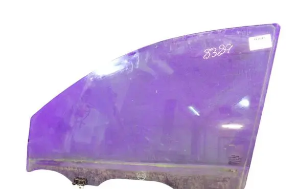 Nissan Micra Front door window glass four-door 