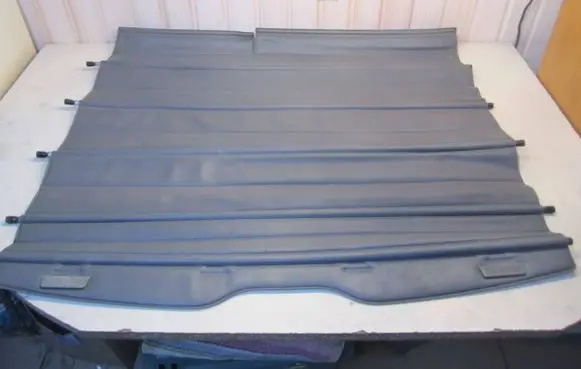 Volkswagen PASSAT B3 Parcel shelf load cover 333867769A