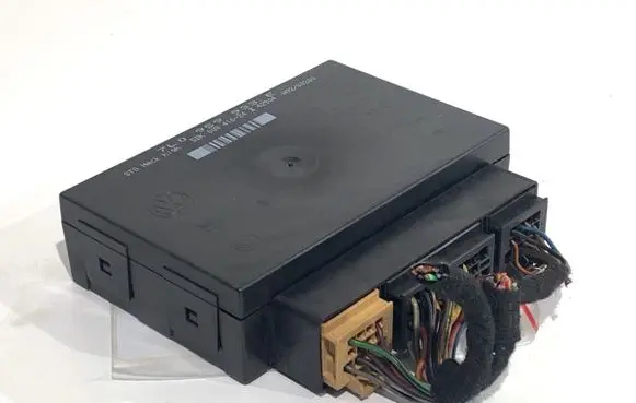 Volkswagen Touareg I Central body control module 7L0959933E