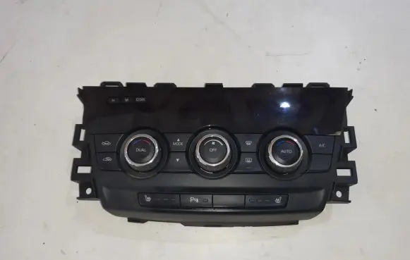 Mazda 6 Climate control unit GJJ461190E