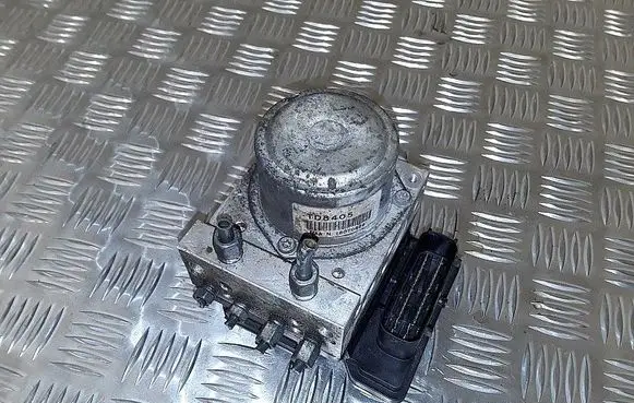 Nissan Juke I F15 ABS Pump TD8405